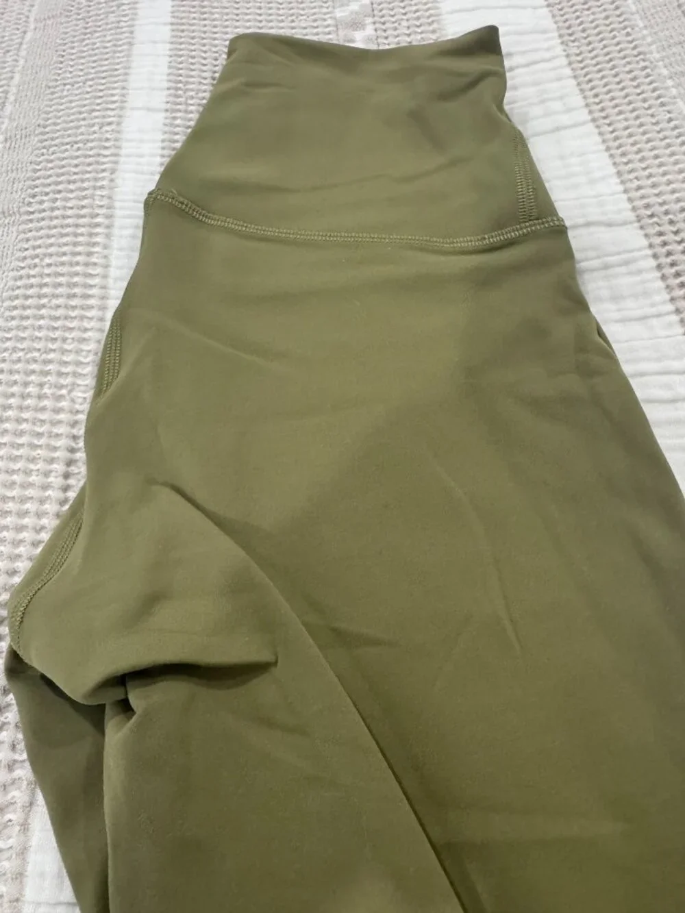 Lululemon Wunder Train 22